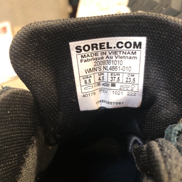 Shoes - Picture 5 of 5